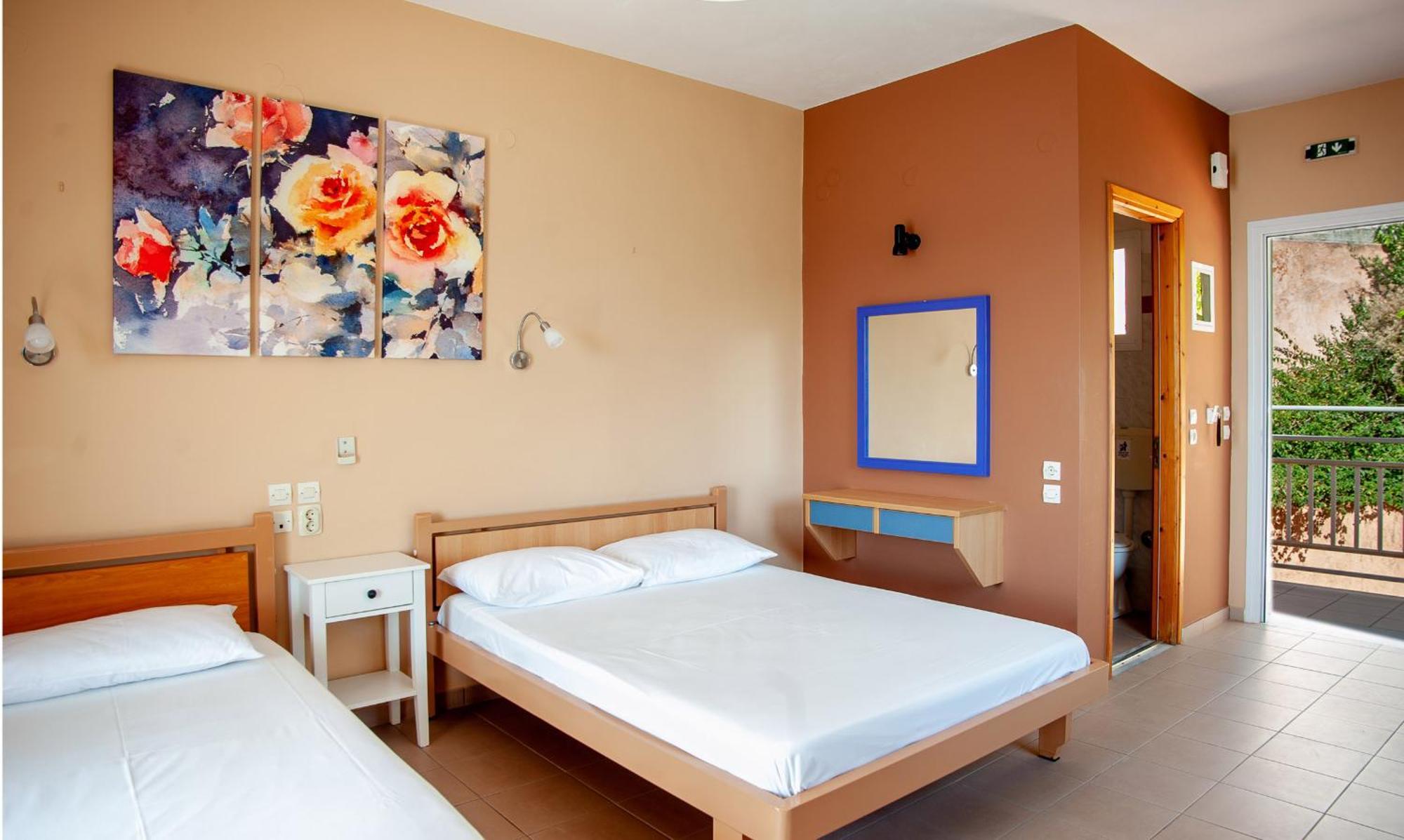 Rosa'S Beach Studios Lourdata  Ngoại thất bức ảnh