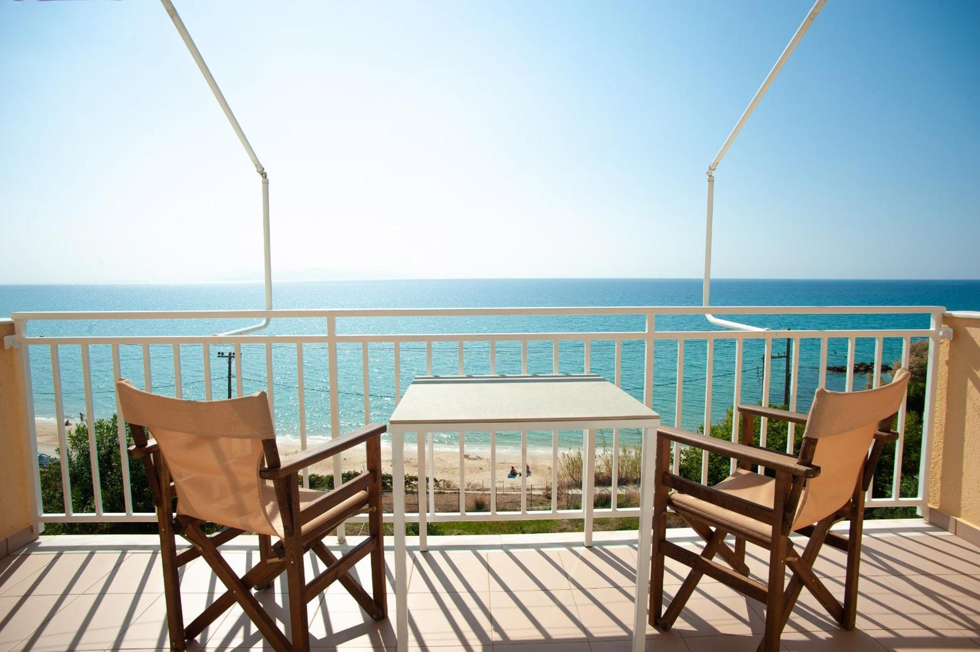 Rosa'S Beach Studios Lourdata  Ngoại thất bức ảnh