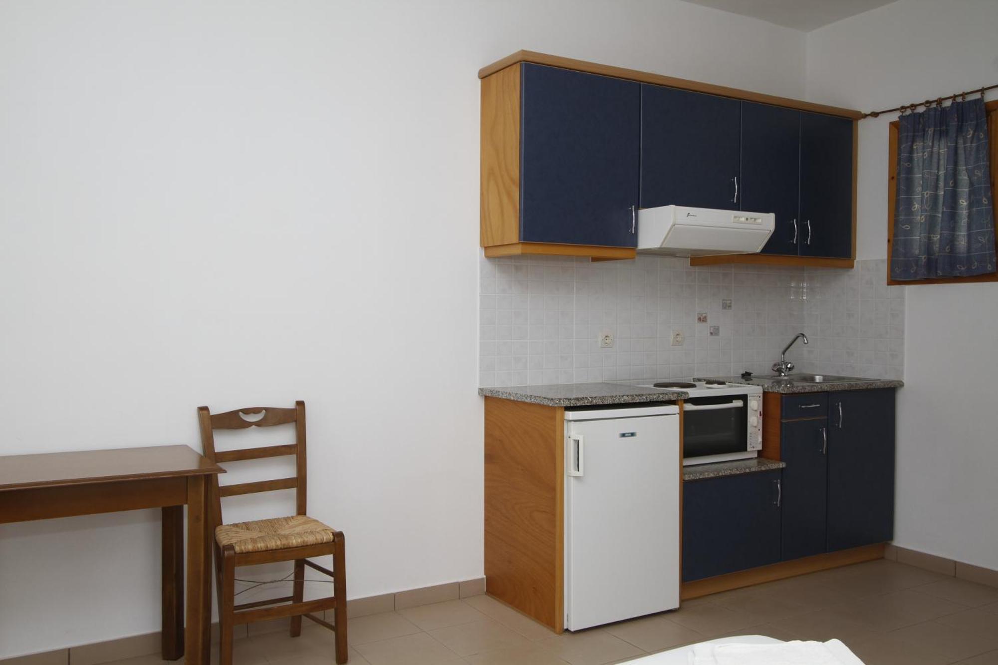 Rosa'S Beach Studios Lourdata  Ngoại thất bức ảnh